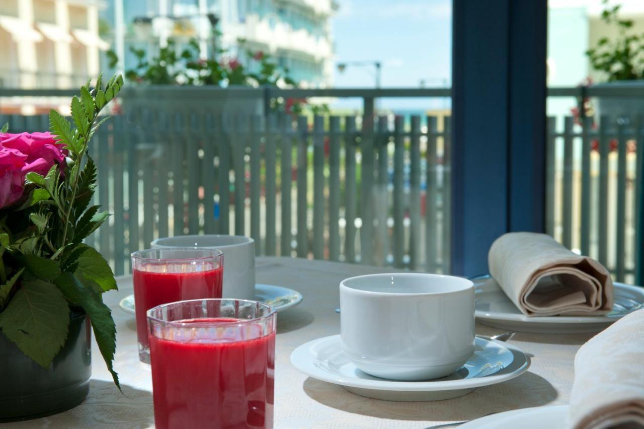 Hotel Gabbiano Cattolica Zewnętrze zdjęcie